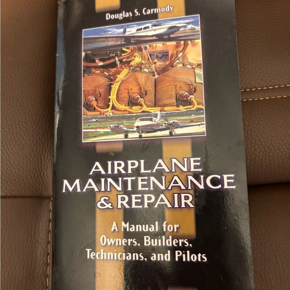 Airplane Maintenance & Repair Manual - Picture 1 of 2